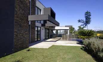 Imagem 3: Sobrado para aluguel tem 56601 metros quadrados com 4 quartos em Granja Viana - Carapicuíb