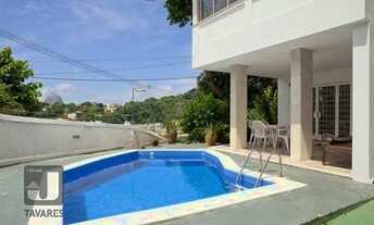 Imagem: Casa em Laranjeiras