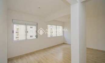 Imagem 2: PORTO ALEGRE - Apartamento Padrão - Partenon