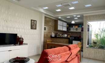 Imagem 2: Casa em Condomínio Fechado para Venda| Reformada e Projetada