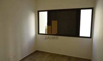 Imagem 5: Apartamento ensolarado e totalmente reformado com 2 dormitórios e 1 vaga