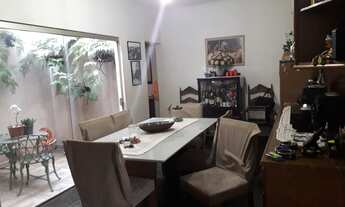 Imagem 5: Casa para venda com 244 metros quadrados com 5 quartos