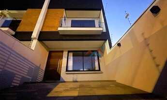 Imagem 2: Sobrado com 3 dormitórios à venda, 122m² por R$ 690.000,00 - Mont´Serrat - Canoas/RS