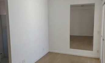 Imagem 2: Apto 40 m2. Vila Itapura. Lazer, andar alto, sacada e gar. port. 24 horas laminado, planej