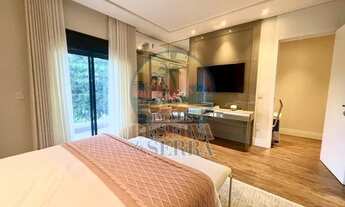 Imagem 4: Casa estilo neoclássico linda a venda no Reserva da Serra Jundiaí