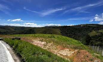 Imagem 1: Lote com vista panorâmica para venda em condomínio com 1000 m2 - Campos do Jordão - São Pa