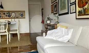 Imagem 4: 2 quartos e 1 vaga de garagem demarcada