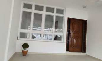 Imagem 2: Sobrado adaptado para uso comercial