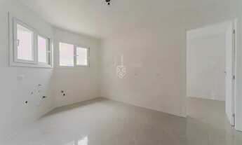 Imagem 5: Casa em condomínio reformada com 4 suítes