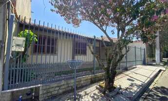 Imagem 2: Casa térrea com 3 Quartos, Piscina, Churrasqueira