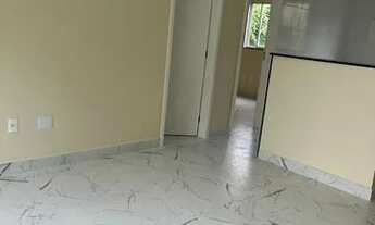 Imagem 2: Alugo casa/ tipo apartamento no tanque R$ 1300