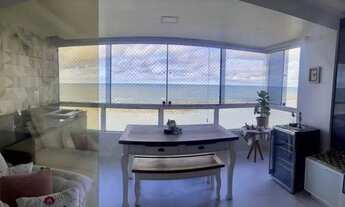 Imagem 2: Apartamento reformado na beira mar de Olinda e com 156m2, 03 quartos e 02 vagas!