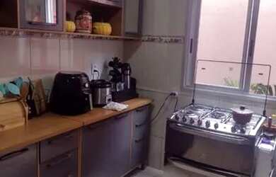 Imagem 2: Duas casas pelo preço de uma, leia a descrição