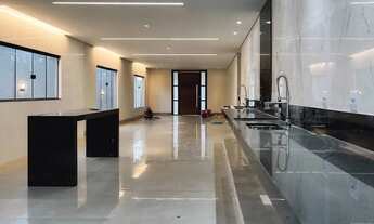 Imagem: Linda casa com 215 metros quadrados com