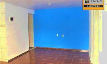 Imagem 7: Casa com 2 dormitórios, área coberta com churrasqueira no bairro Parque Internacional em C