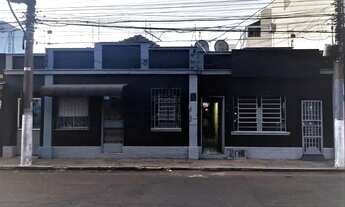 Imagem: Casa com 3 Dormitorio(s) localizado(a) no