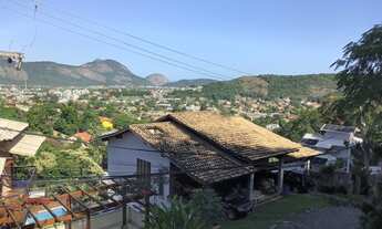 Imagem 6: Condomínio Grotão com quadra de tênis