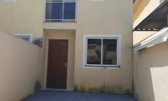 Imagem: Casa duplex, Cosmos, Rio de Janeiro, aceitando