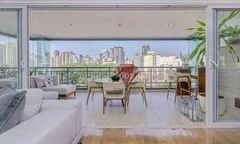 Imagem 2: Apartamento no Celebration Itaim Bibi