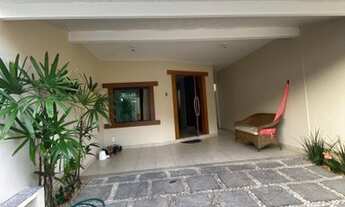 Imagem 3: Casa de 4 quartos sendo uma suíte em condomínio fechado no Parque Aurora