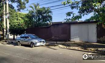 Imagem: Casa esquina da T3 c/ T48 no Setor Bueno