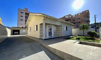 Imagem: Imbituba - Casa Padrão - Centro