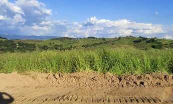 Imagem 3: Lote/Terreno para venda com 600 metros quadrados em Centro - Igaratá - SP