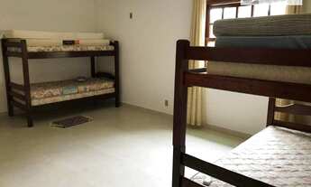 Imagem 2: Casa com 3 dormitórios para alugar, 215 m² por R$ 1.650,00/dia - Condomínio Pedra Verde