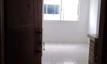 Imagem 5: Apartamento para aluguel tem 48 metros quadrados com 2 quartos em Itaperi - Fortaleza - Ce