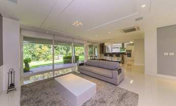 Imagem 2: Casa de condomínio sobrado para venda possui 333 metros quadrados com 3 quartos