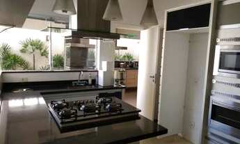 Imagem 7: Casa de condomínio térrea para aluguel possui 250 metros quadrados com 3 quartos