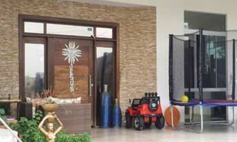 Imagem 2: Casa térrea no condomínio Castanheira - 03 suítes, 500m²