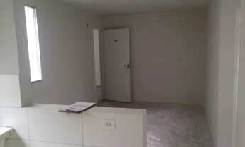 Imagem 2: Apartamento com 2 quartos no Santa Cândida - Curitiba