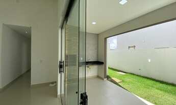 Imagem 7: Casa à Venda com 3 quartos, 4 banheiros sendo 3 suítes e 2 vagas - R$ 670.000