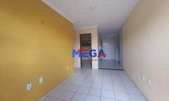 Imagem 3: Apartamento com 2 quartos para alugar no Montese - Fortaleza/CE