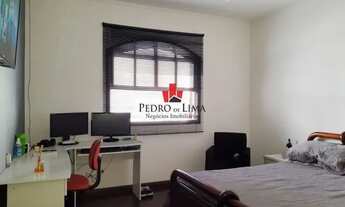 Imagem 6: Sobrado Frontal na região da Vila Granada - Penha