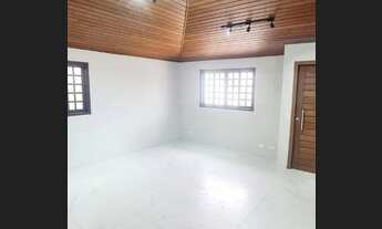 Imagem 2: Casa reformadíssima com 03 dormitórios no Jardim das Indústrias!