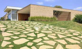 Imagem 3: Um refúgio inteiramente mobiliado e decorado!