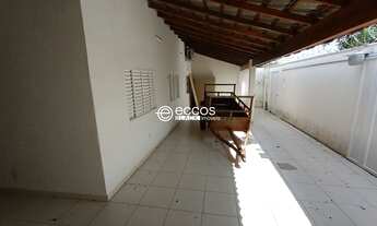 Imagem 2: Casa para alugar com 3 quartos no bairro Santa Mônica