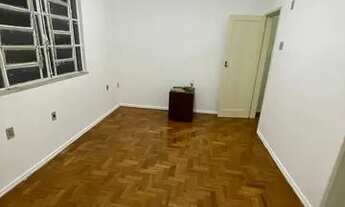 Imagem 11: Centro, casa de 3 quartos e sala ampla