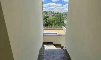 Imagem 6: SOBRADO para LOCAÇÃO com 4 SUÌTES, VARANDA COM PISCINA, ÁREA GOURMET E VISTA IMPERDÍVEL no