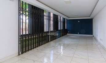 Imagem 3: Casa ComercialQue tal montar sua empresa em um magnífico imóvel localizado em um dos melho