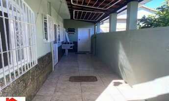 Imagem 3: Casa no centro de Maricá Com 04 quartos!!! Cod 330