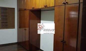 Imagem 4: Casa com 3 dorm, 1 suíte e edícula com 2 dorm e 1 banheiro pra locação