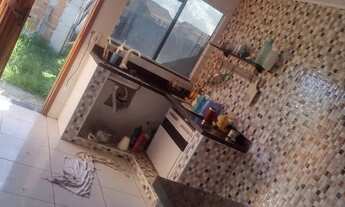 Imagem 2: Vendo 2 casas com piscina no meio Itaipuaçu