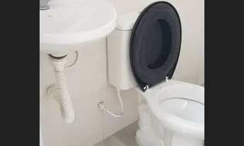 Imagem 3: Casa 02 comodos Casa com 1 dormitório