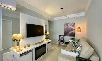 Imagem 2: Decorado em prédio com piscina e apto com vista para o mar!