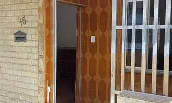 Imagem 1: Casa de 2 quartos no centro de Nilópolis