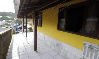 Imagem 2: Oportunidade para sair do aluguel, casa na Água Verde