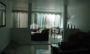 Imagem 3: Casa de Vila com 4 quartos no Engenho Novo. Rua Raul Barroso